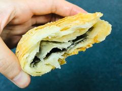 黑芝麻酥饼-朱记小郑酥烧饼(建康路店)