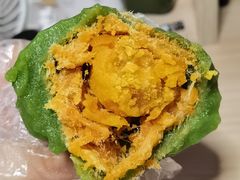 蛋黄肉松青团-许阿姨糕团店(南京总店)