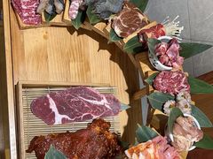 -汉城烤肉·黑金冠(华山路店)