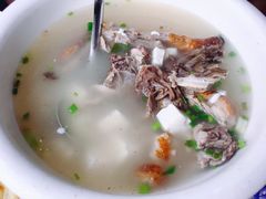 鸭架豆腐汤-祥之缘北京烤鸭(美利广场店)