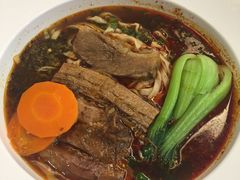 -康师傅私房牛肉面(申虹店)