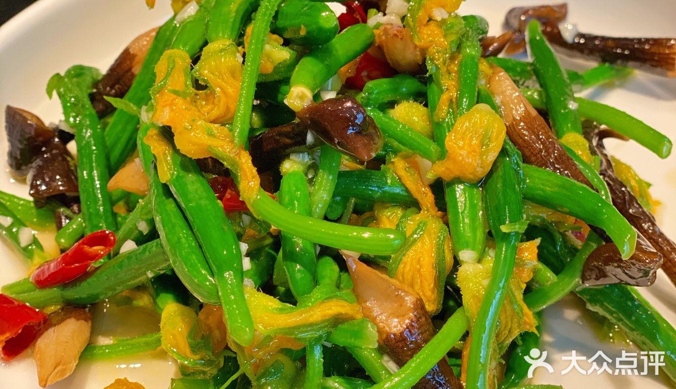春发生：国营老店，葫芦头泡馍，梆梆肉，炒凉粉