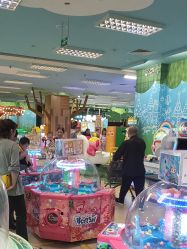 -莫莉幻想儿童乐园(武汉金银潭永旺店)