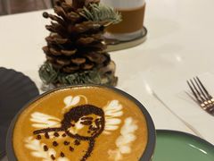 -潮一不贰·法式甜品·生日蛋糕·西式简餐(外滩店)