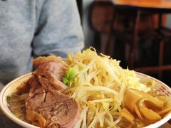 二郎系拉面-拉面莊夢語＆中华料理八椿