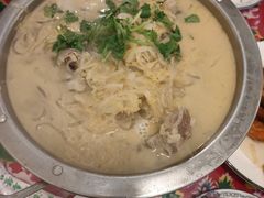 酸菜汆白肉-东北王食府(科大店)