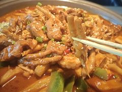 -徐记小怪兽肉蟹煲(中央大街店)