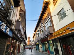 -南门头上美食街