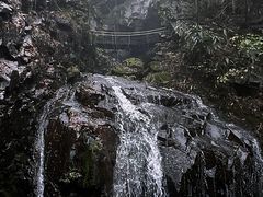 -藏龙百瀑风景区