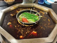 鸳鸯锅-邓莽子老火锅(鲁祖庙店)