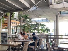 -ROAST coffee & eatery