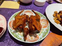 盐焗乳鸽-惠食佳·朱雀(东方商厦店)