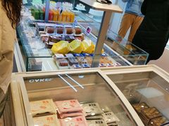 -LanTa蓝塔烘焙(紫荆山卜蜂莲花店)