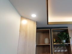 -有红鸡毛店·川菜(建设路店)