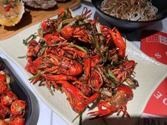 -巴厘龙虾·榜首油焖大虾(音乐学院·沿江酒馆店)