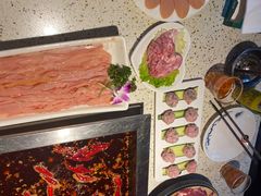 -二荆条·蜀鲜汇城市森林火锅