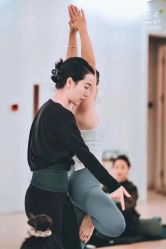 -无界瑜伽普拉提