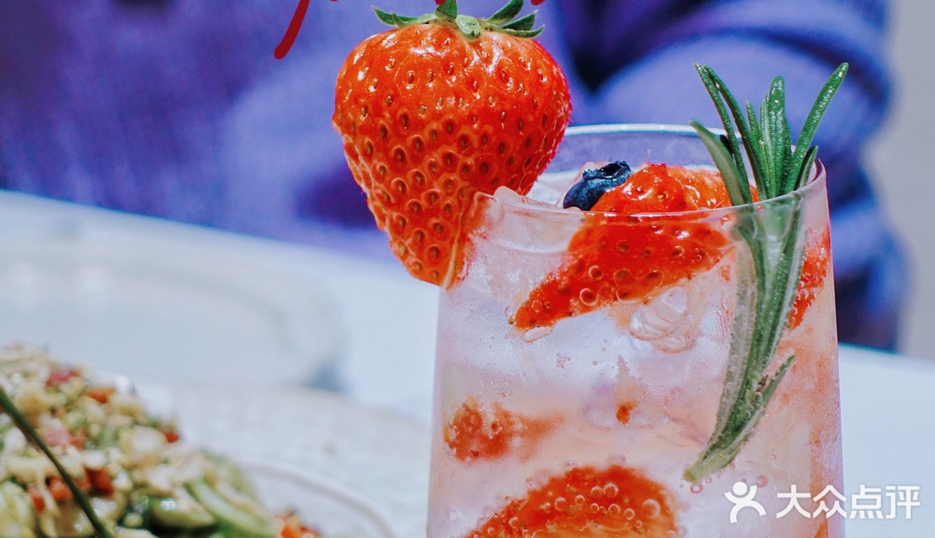 提前预热一下情人节[亲亲]