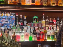 -Mogul Eatery·大亨餐酒馆