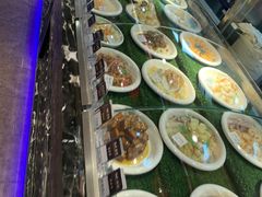 自助取餐区-渔民船说·北塘海鲜·天津菜·海肠捞饭(北塘古镇店)