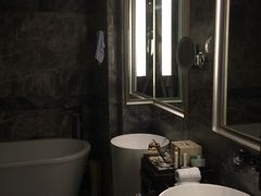 -榛悦隆堡成都酒店(春熙路太古里店)