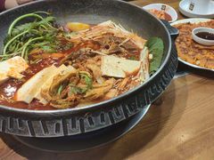 -喇喇排骨火锅·传统韩式脊骨汤(望京西园总店)