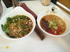 -三头牛·潮汕牛肉生蚝火锅 (夏湾店)