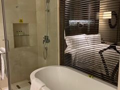 -青岛海尔洲际酒店