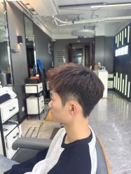 -藤野造型烫发染发