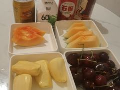 -涨巢·潮玩水疗局