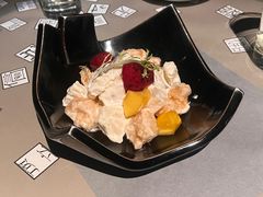 凤梨虾球-穹六人间 people 6(岳阳路店)