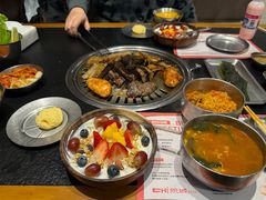 -炽城·烤肉名家(鸿达中央广场店)