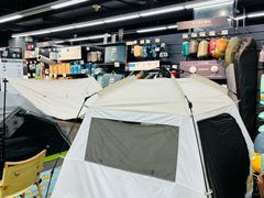 -迪卡侬(西三旗店)