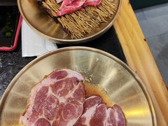 -臻牛烤肉