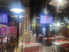 -马路牙子烧烤音乐酒馆(望京店)