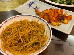 -小菜园新徽菜(宜兴八佰伴店)