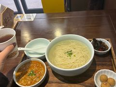 -蟹上黄·蟹黄面·江南糖水(人民广场店)