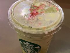 樱绽草莓茶拿铁-星巴克(深圳龙岗星河时代店)