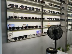 -潘多拉眼镜·蔡司依视路明月(潘家园店)