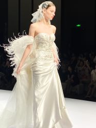 -Renee芮亦婚纱(原丽莎)