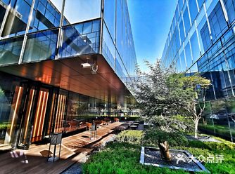 如果要享受这家酒店,绝不可以只窝在房中