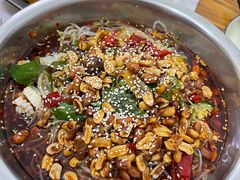 -周良天山牛杂城(天山路总店)