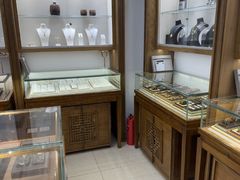 -品真阁华夏典当行(四通桥店)