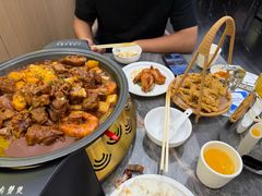 -徐记小怪兽肉蟹煲(中央大街店)