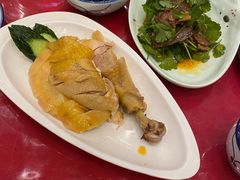 -侬佳蒸菜馆(听潮店)