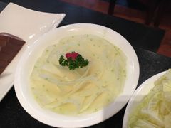 -小天鹅火锅·一线江景洪鼎旗舰店(洪崖洞店)