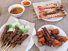 -东海岸人工湖美食村