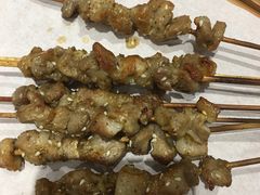 特色烧鸽子-正通记·哈尔滨烧烤·炭烤鸽子(七宝万科国际店)