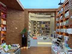 -新华书店(龙头路店)