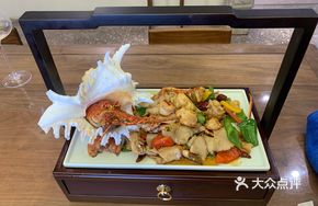 Lobster and Abalone Stir-fry